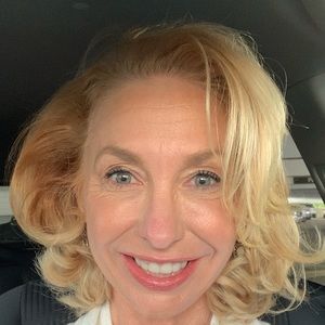 Meet your Posher, Clare